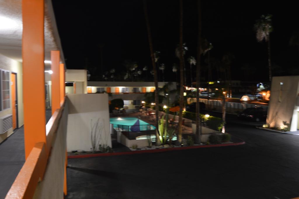 Musicland Hotel Palm Springs Exterior photo