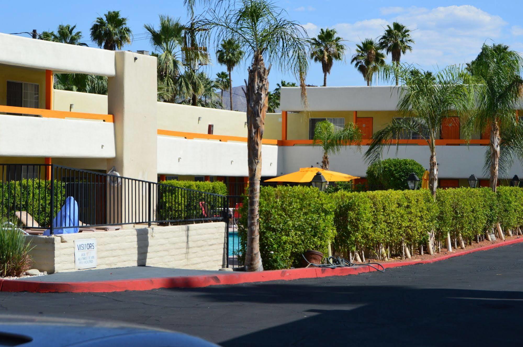 Musicland Hotel Palm Springs Exterior photo