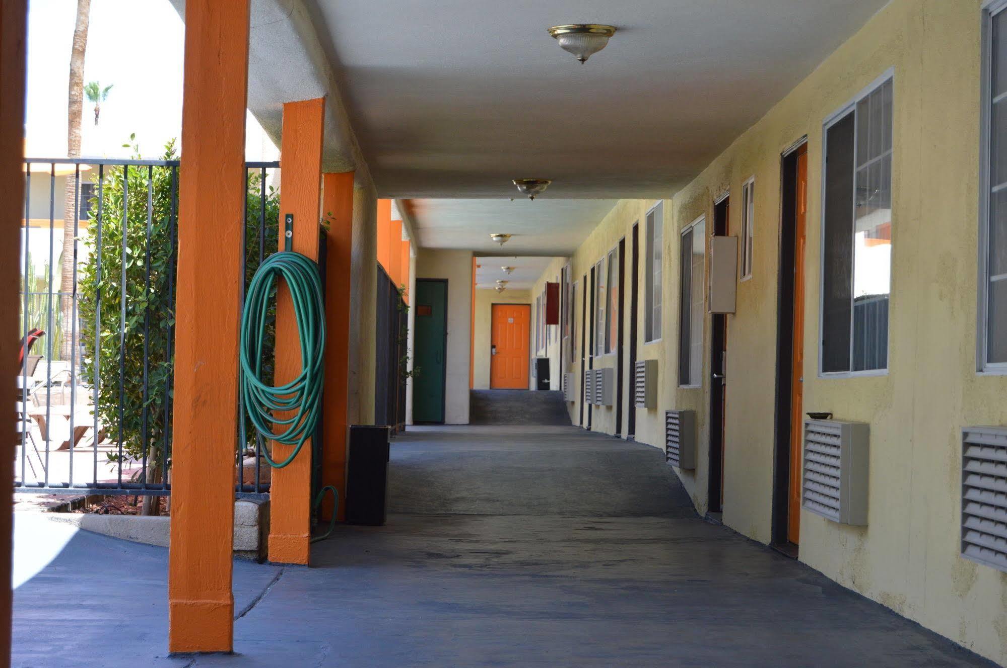 Musicland Hotel Palm Springs Exterior photo