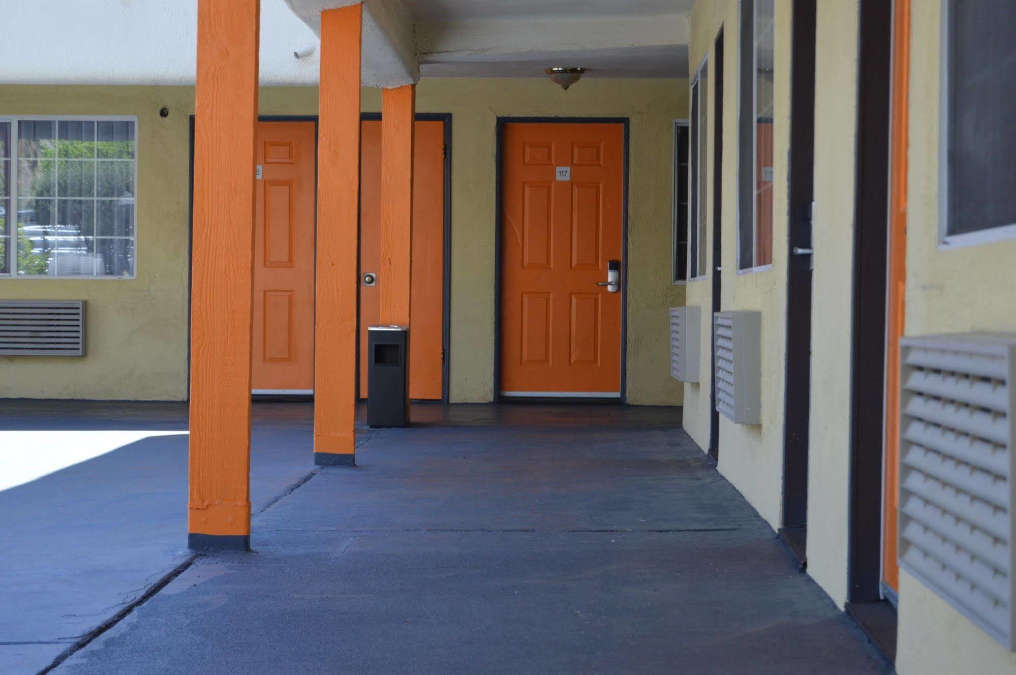 Musicland Hotel Palm Springs Exterior photo
